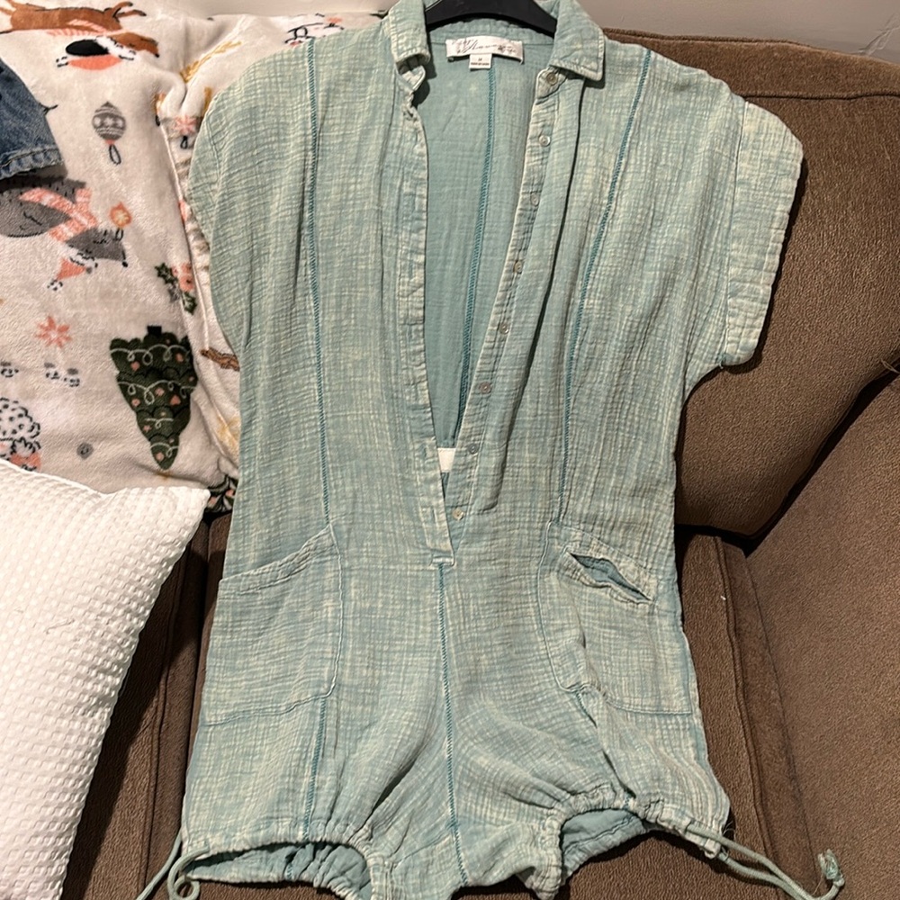 Worn once great quality